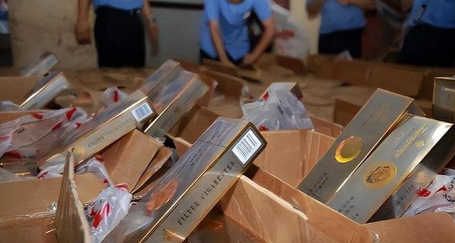 千亿市场惊动中美合作抓捕行动！不朽情缘版福建小县城假烟泛滥(图13)